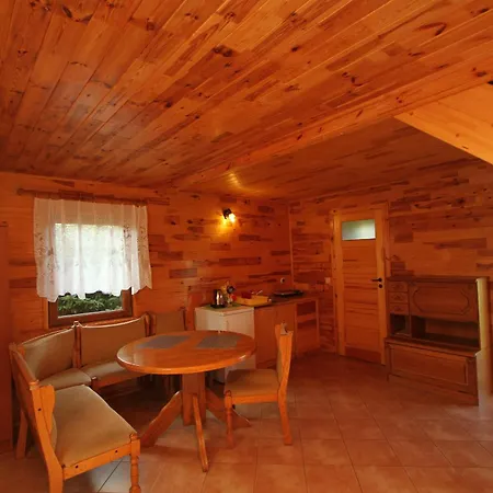 Dworek 3* Leba