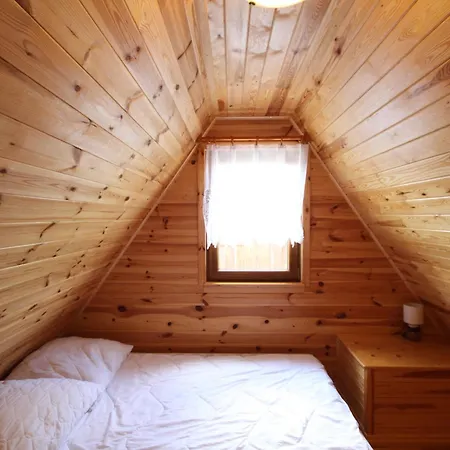Dworek I Ranczo Itrich Holiday park