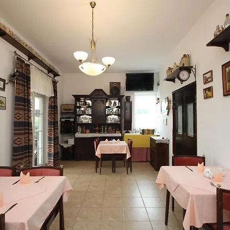 Dworek I Ranczo Itrich Holiday park 3*